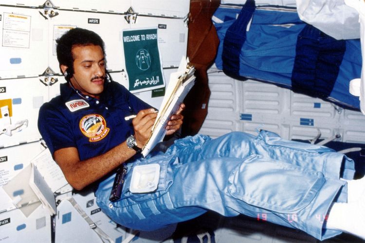 Kisah Astronot Muslim Pertama Dalam Peluncuran Discovery STS-51G