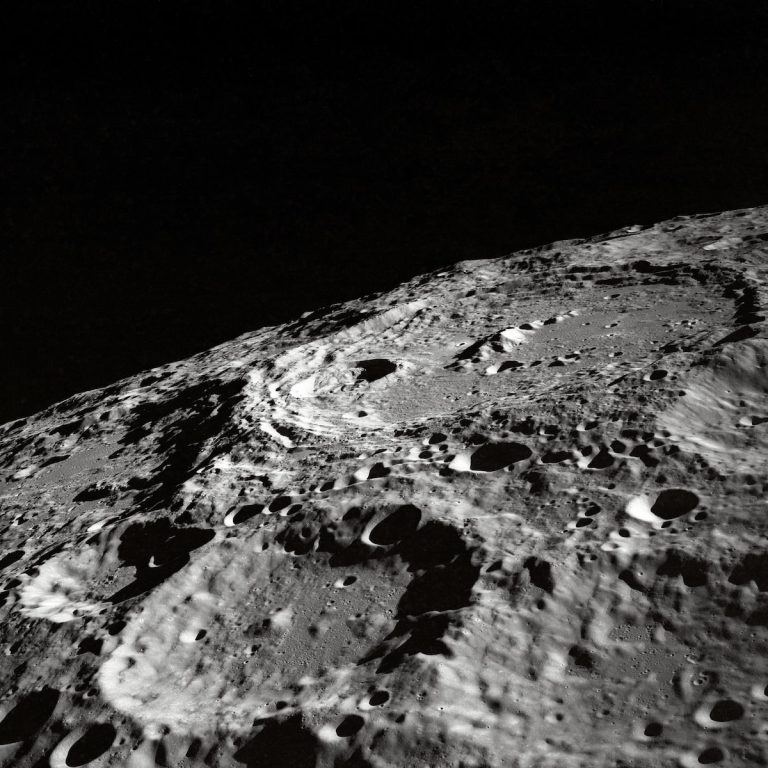 Misi Antariksa Ke Bulan