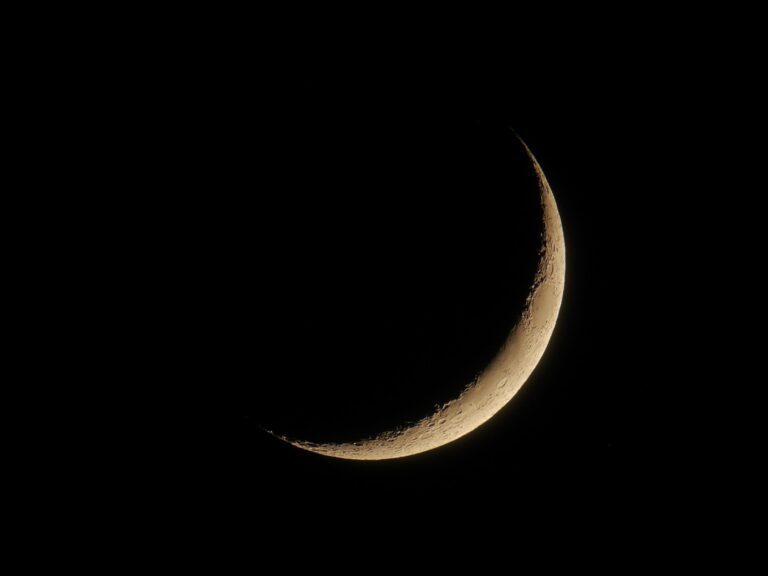 Gerhana Bulan Sebagian saat Bulan Purnama 29 Oktober